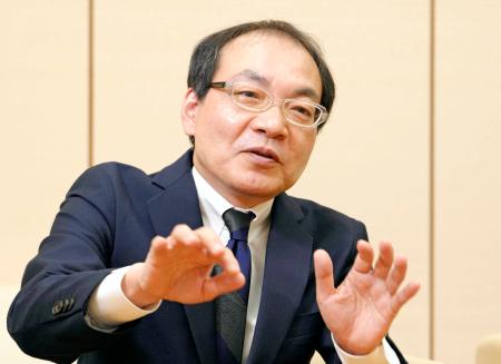 【NHK】情報が氾濫する時代こそ、公共放送が不可欠だ　「鶴瓶の家族に乾杯」を立ち上げたメディア総局長の山名啓雄さん